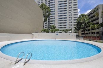 Sparkling swimming pool